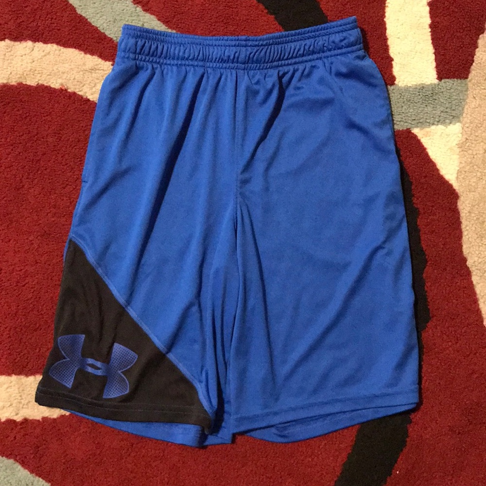 Boys Under Armour Shorts! Size Medium